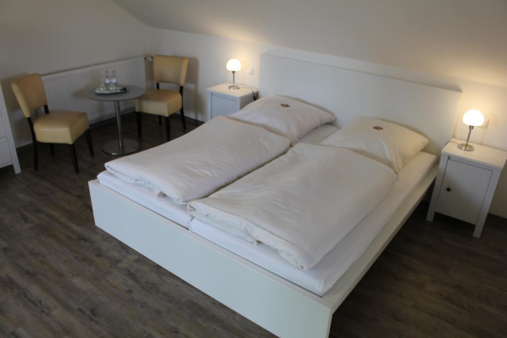 Pension Brunnenhof Roetgen Exterior foto